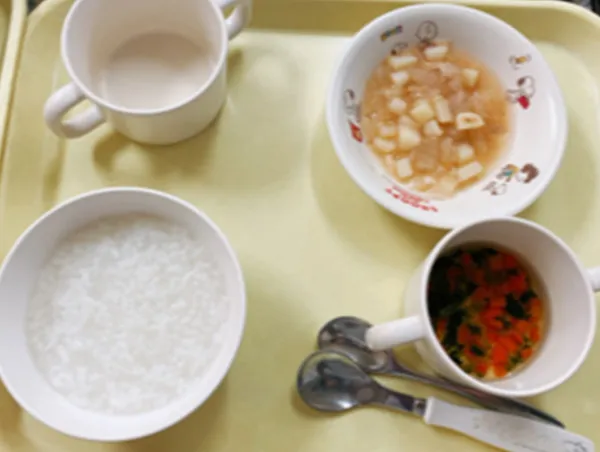 【後期食】お粥、ほうれん草とにんじんのスープ、じゃがものそぼろ煮