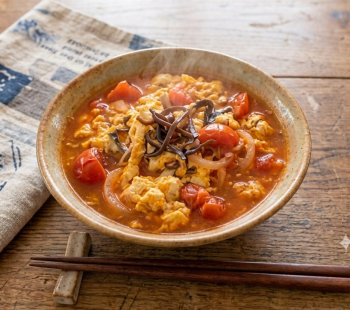 トマトの玉子とじ