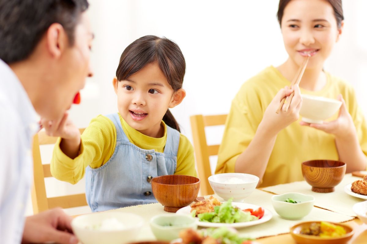 ムース食とは？対象者・ソフト食やミキサー食との違い・施設での提供ポイントを解説